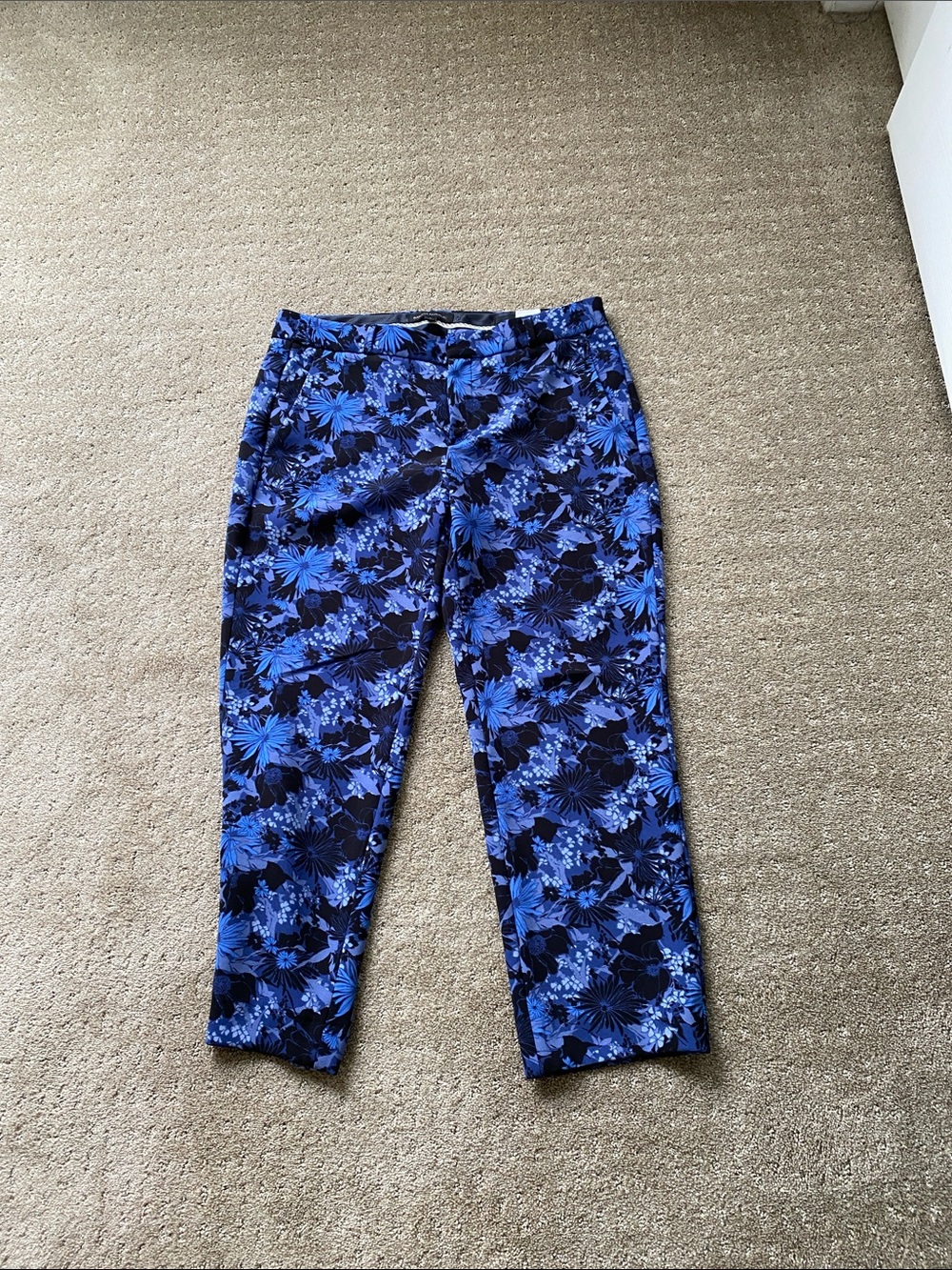 Banana Republic Blue Floral Cropped Dress Pants